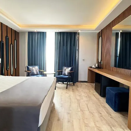 Elite World Mersin 5* シリフケ